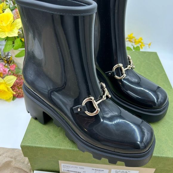 Women’s Gucci Horsebit, accent, ankle rubber, rain/snow boot size 40 made Italy. - Picture 5 of 11